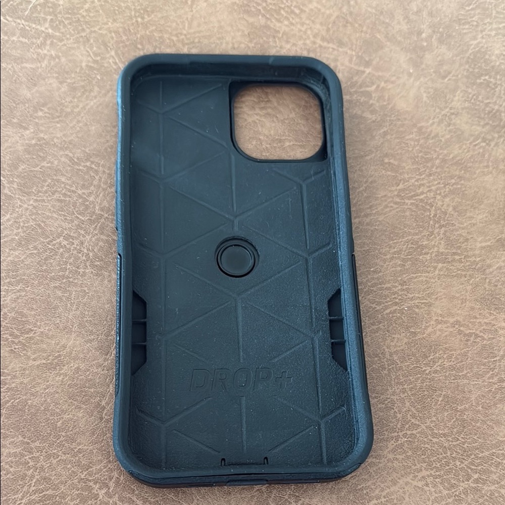 OtterBox Black iPhone 14 Commuter Case